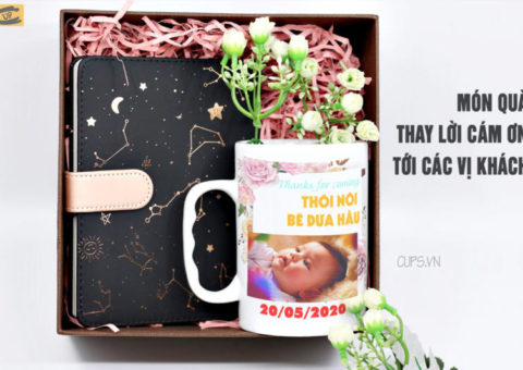 Set quà tặng thôi nôi ý nghĩa - Ly sứ in hình theo yêu cầu