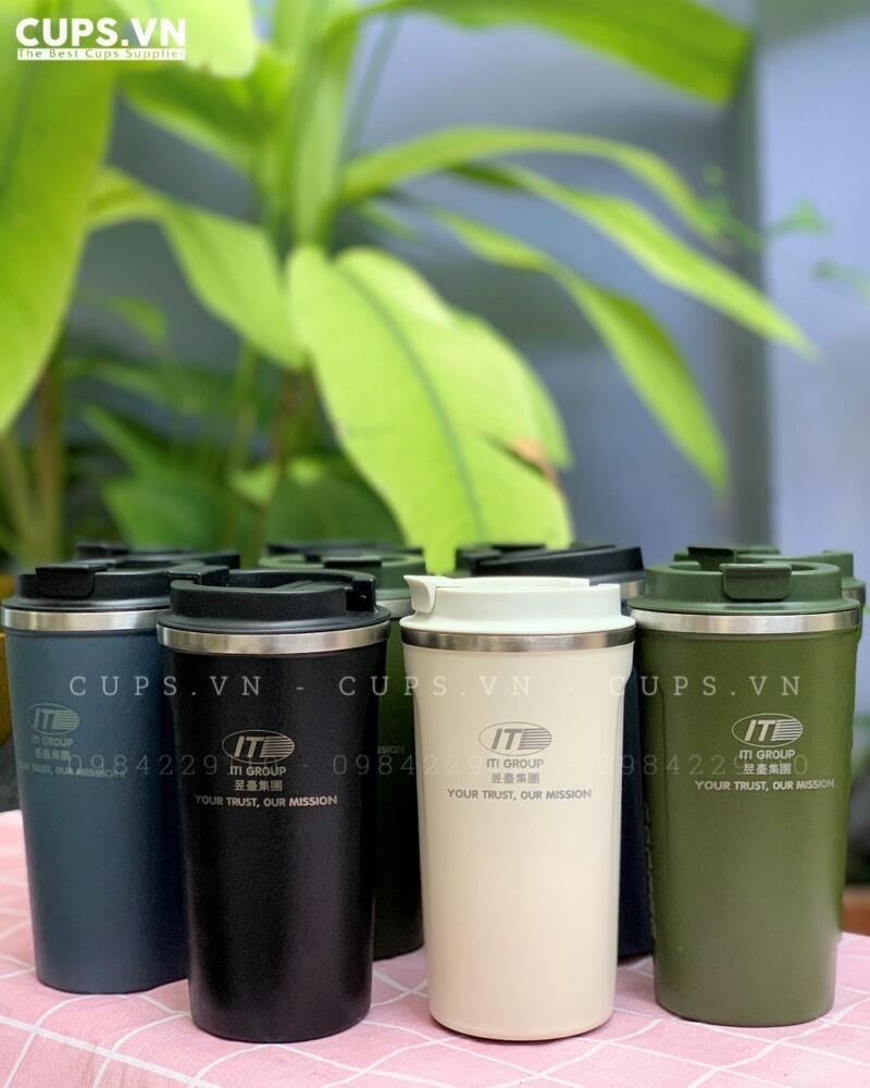 Bộ quà tặng 20/10 in logo & tên nhân viên cho công ty