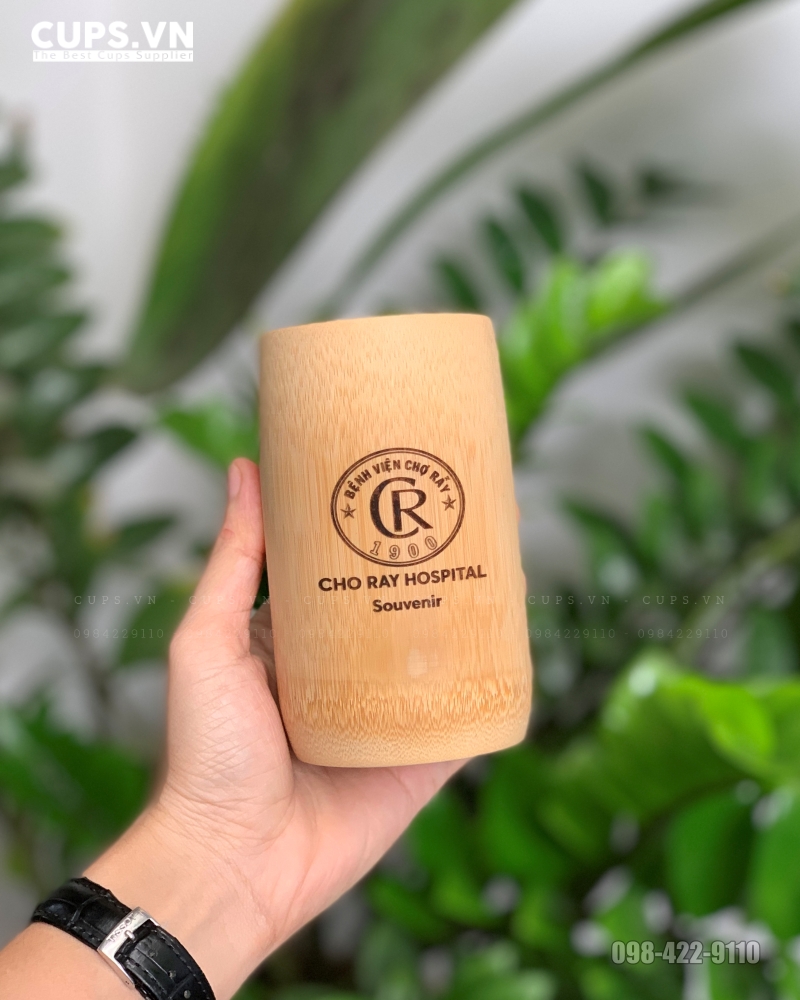 Ly Tre Giá Bao Nhiêu? Ly tre khắc logo sẽ có giá rẻ hơn ly tre khắc hình